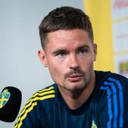 Mikael Lustig på dagens pressträff.