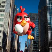 Figur från ”Angry Birds” deltog i Thanksgiving-paraden på Manhattan 2017