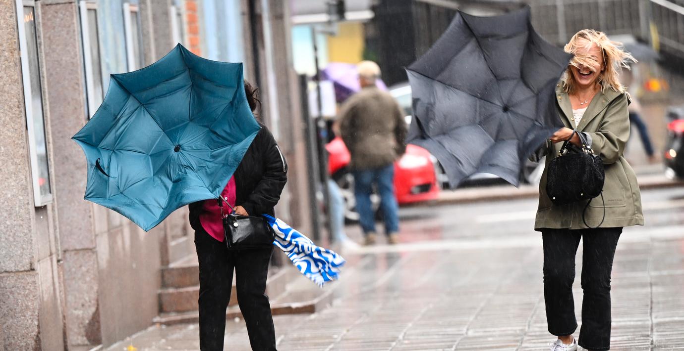 Höstväder med regn och blåst i centrala Stockholm tidigare i veckan.