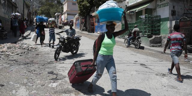 Bild från Port-au-Prince, Haiti, fredag, 25 augusti.  Odelyn Joseph / AP