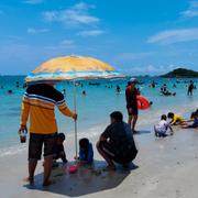 Strand i thailändska Chonburi/Arkivbild