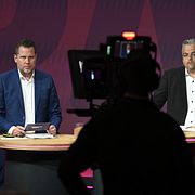 Embracers vd Lars Wingefors och vice vd Johan Ekström svarar på frågor i samband med bokslutet 2022/2023