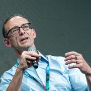 Chuck Palahniuk