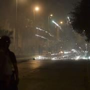 Tårgas avfyrades då demonstranter blockerade en gata i Sidi Hassine på lördagen. 