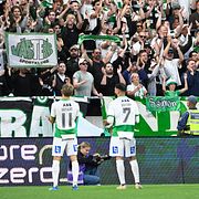 Västerås spelare tackar publiken efter vinsten.