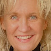 Elisabet Cárcamo Storm. Pensionerade prästen Martin Wikerstål hoppar in och hjälper till i Alvesta kyrka den 13 juni 2026.