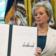 Donald Trump och Linda McMahon.