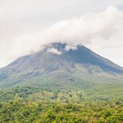 Vulkanen Arenal i Costa Rica. 