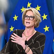 Finansminister Elisabeth Svantesson (M) på pressträffen.