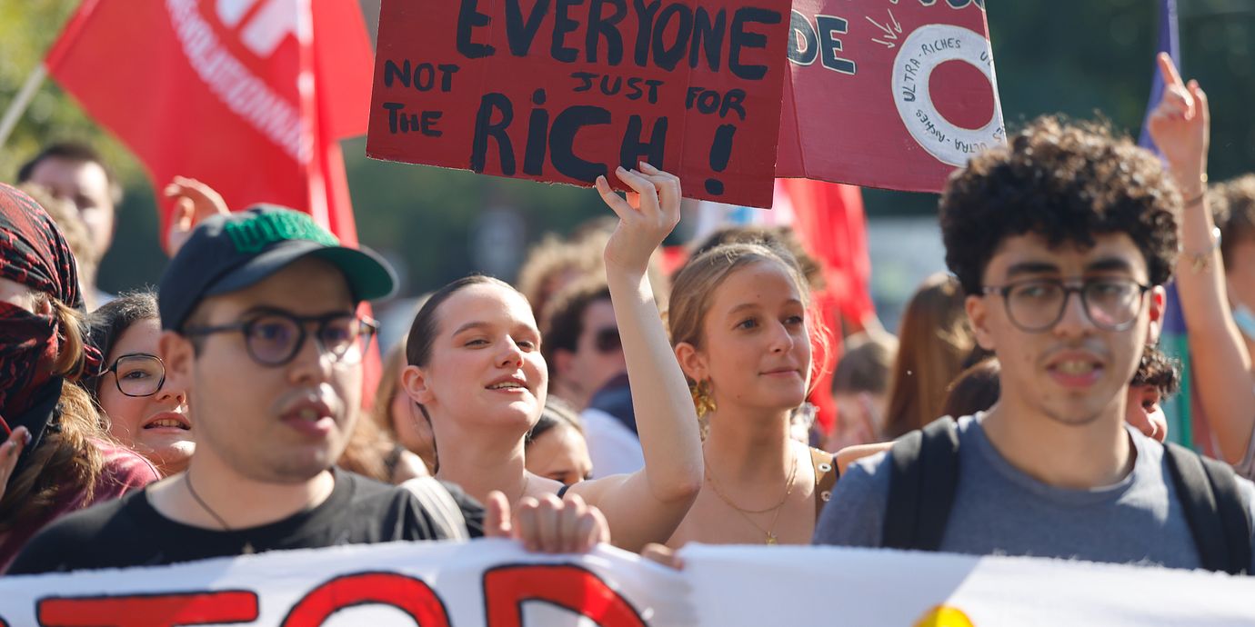 Franska demonstrationer i staden Lille mot regeringsbudgeten förra månaden.