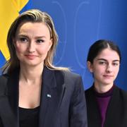 
 Energi- och näringsminister Ebba Busch (KD) och klimat- och miljöminister Romina Pourmokhtari (L).