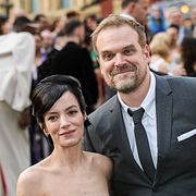 Lily Allen och David Harbour, 2022.