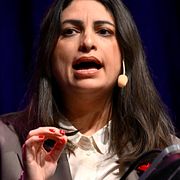 På partikongressen i Örebro, 17-19 april, tog Vänsterpartiet beslutet att gå in i eventuell regeringsbildning.