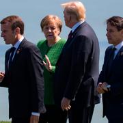 Japans Shinzo Abe, Frankrikes Emmanuel Macron, Tysklands Angela Merkel, USA:s Donald Trump och Italiens Giuseppe Conte vid G7-mötet i La Malbraie i kanadensiska Quebec på fredagen.