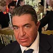 Paolo Zampolli festar med Donald Trump på Mar-a-Lago, 2024.