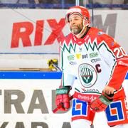 Frölundas Joel Lundqvist  under lördagens femte semifinal i herrarnas SM-slutspel i ishockey i SHL.