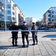 Polisen på plats i Farsta strand i fredags.