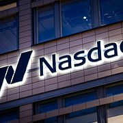 Stockholmsbörsens fasad. 