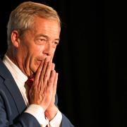 Nigel Farage under ett kampanjmöte i Boston, England, den 27 juni 2024. 