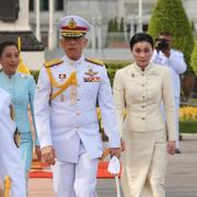 Maha Vajiralongkorn och drottningen Suthida/Arkivbild.