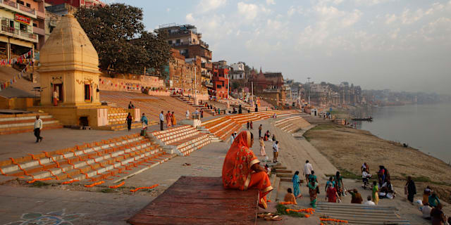 Arkivbild. Kvinna i Varanasi. Rajesh Kumar Singh / AP