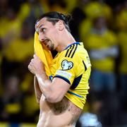 Ibrahimovic under matchen. 