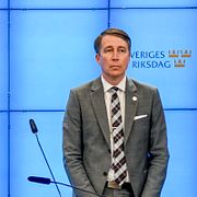 Richard Jomshof tillsammans med SD-ledaren Jimmie Åkesson, arkivbild från 2024.