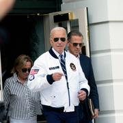 President Joe Biden med sin syster Valerie Biden Owens och Hunter Biden, 26 juli.