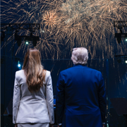 Melania och Donald Trump efter paraden/ Publiken i Washington