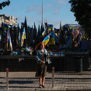 Putin / minnesplats för stupade ukrainska soldater i Kyiv. 