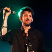 Shane MacGowan under en spelning 1999. 