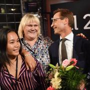 Ulf Kristerssons familj barnen Siri, Sigrid, Ellen och Fru Birgitta Ed efter valduellen i SVT mellan Stefan Löfven (S) och Ulf Kristersson (M) på fredagen.