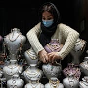 Butiksägare i Teheran i november. 