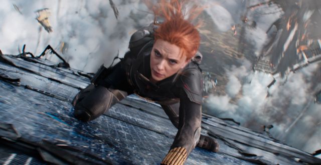 Scarlett Johansson i scen ur ”Black widow” Marvel Studios / TT NYHETSBYRÅN