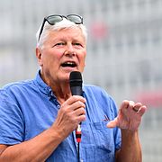 Lars Ohly (V).