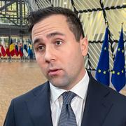 Biståndsminister Benjamin Dousa (M). 