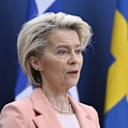EU-chefen von der Leyen och statsminister Ulf Kristersson (M).