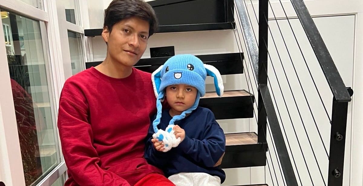 Adrian Conejo Arias och hans femårige son Liam Conejo Ramos. 