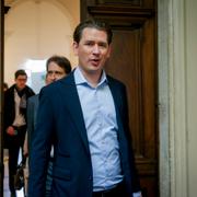 Former Austrian Chancellor Sebastian Kurz appears Kurz i rätten.