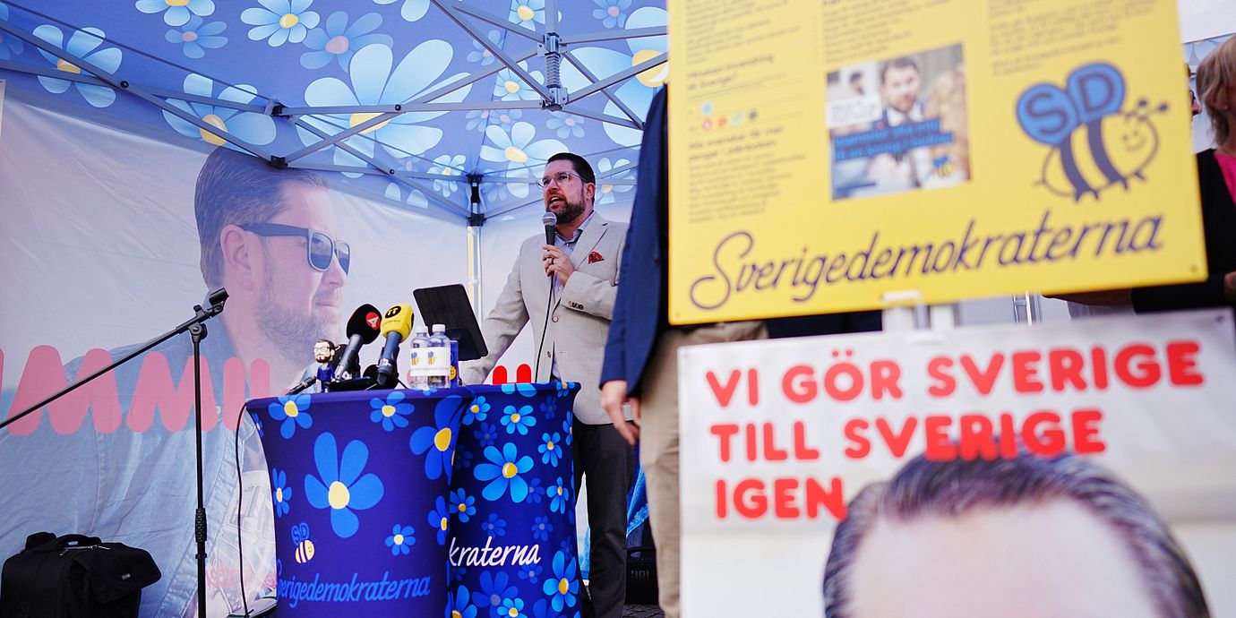 Arkivbild från september: Sverigedemokraternas partiledare Jimmie Åkesson (SD) presenterar partiets valmanifest för 2026 på Stora torget i Nyköping. 