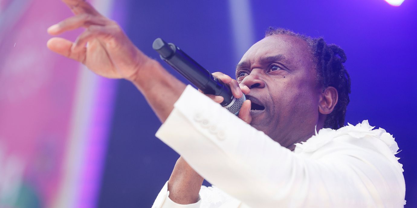 Dr Alban framträder under festivalen ”Vi som älskar 90- och 00-talet”.