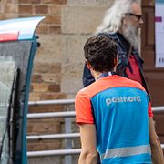 En Postnord-leverans av förtidsröster till en vallokal i Malmö den 13 september.