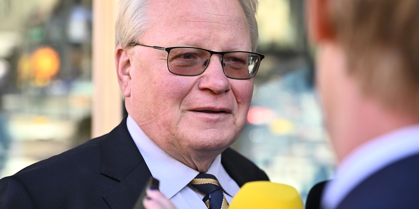 Peter Hultqvist (S).