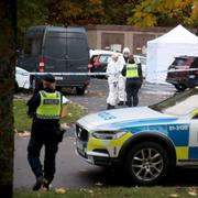 Polisarbete efter dödsskjutningen i Bergsjön.