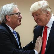 Juncker och Trump under G20-mötet i Hamburg i höstas.