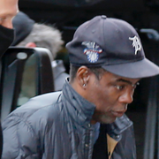 Chris Rock på väg till showen i Boston.