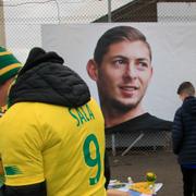 Fans sörjer Emiliano Sala.