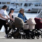 Unga mammor vill behålla pappamånaderna.