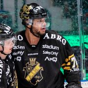 AIK:s Akim Aliu, till höger, och Marcus Nilsson