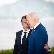 Macron och Biden på G7-mötet. Stefan Rousseau / AP